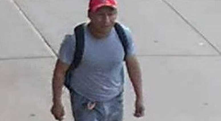Cops are looking for a guy who groped a young girl in Brooklyn. Cops are looking for a guy who groped a young girl in Brooklyn.