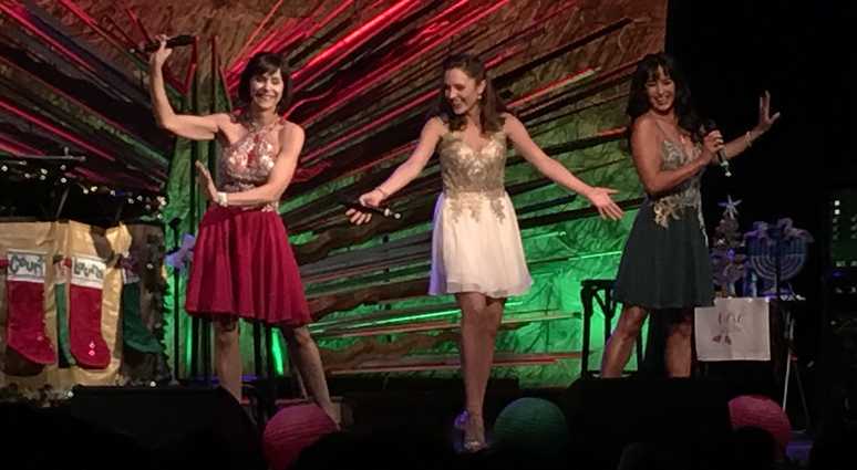 Benjamin Rauhala at the piano, Susan Egan, Laura Osnes, Courtney Reed performing opening number Benjamin Rauhala at the piano, Susan Egan, Laura Osnes, Courtney Reed performing opening number