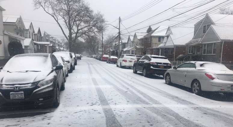 Snow in Queens on Tuesday morning. Snow Queens
