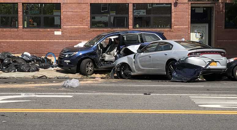 Cyclist crash Midwood Cyclist crash Midwood
