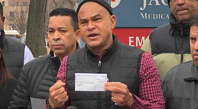 Fernando Mateo offering reward for arrest of killer of deceased for-hire driver Fernando Mateo offering reward for arrest of killer of deceased for-hire driver