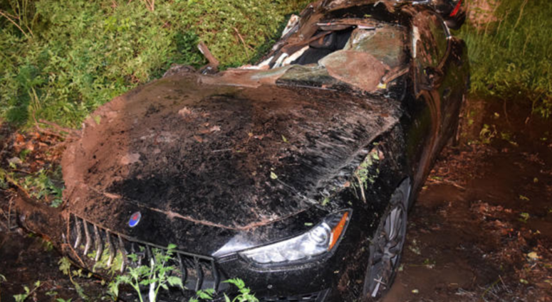 Maserati involved in wedding day crash that killed 2 NYPD officers