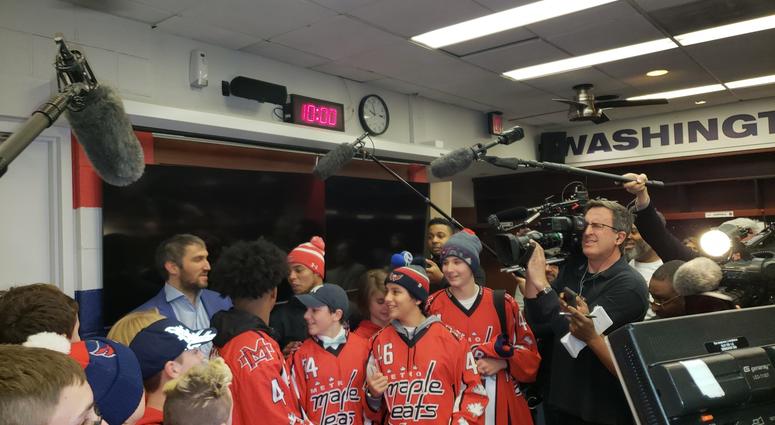 Divyne Apollon II and the Metro Maple Leafs pose for photos with Alex Ovechkin Divyne Apollon II and the Metro Maple Leafs pose for photos with Alex Ovechkin
