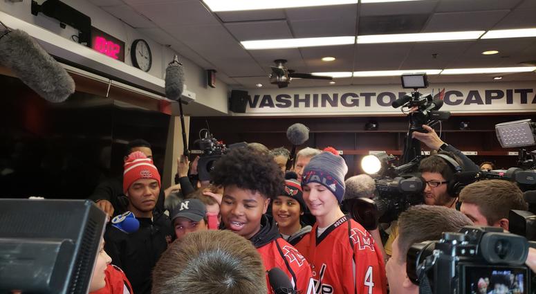 Divyne Apollon II of the Metro Maple Leafs meets his hockey heroes, the Washington Capitals Divyne Apollon II of the Metro Maple Leafs meets his hockey heroes, the Washington Capitals