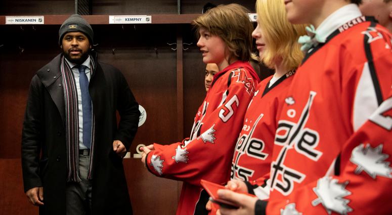 Devante Smith-Pelly invites the Metro Maple Leafs to a Capitals game after their teammate, Divyne Apollon II, was the target of racist taunts Devante Smith-Pelly invites the Metro Maple Leafs to a Capitals game after their teammate, Divyne Apollon II, was the target of racist taunts