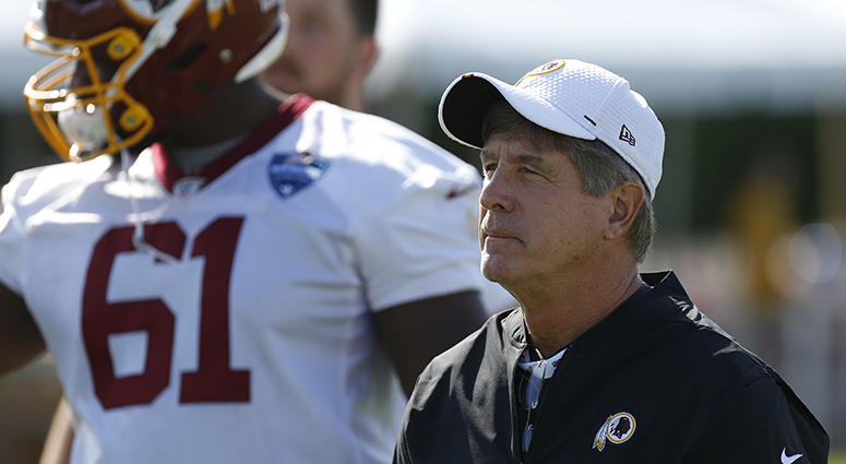Bill Callahan is running the show... differently Bill Callahan is running the show... differently