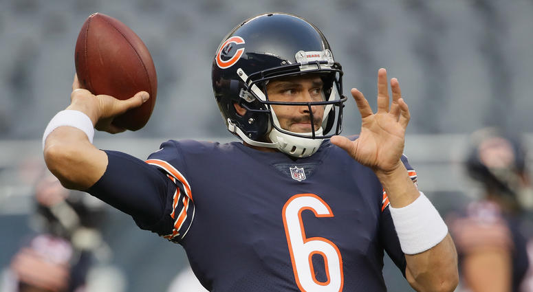 Mark Sanchez warms up for a preseason game for the Bears in 2017 Mark_Sanchez_Bears