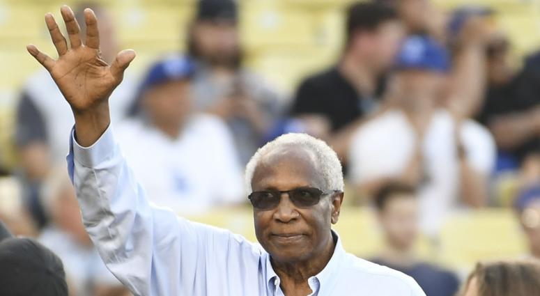 Frank Robinson frank_robinson_wave