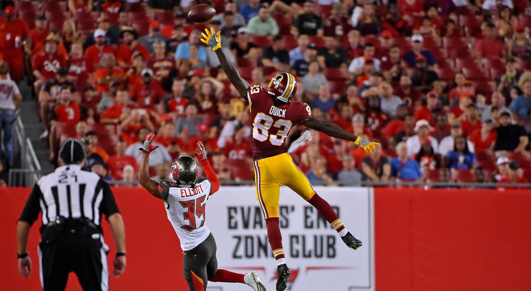 Brian Quick attempts to catch a high pass for the Redskins in 2017 Brian_Quick_Redskins
