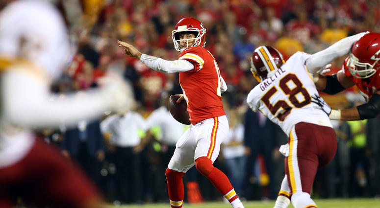 Junior Galette chases down then-Chiefs QB Alex Smith Junior_Galette_Redskins