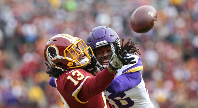 Maurice Harris makes a ridiculous touchdown catch against the Vikings in November 2017 Patriots sign WR Maurice Harris