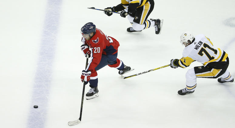 Lars Eller pushes past Pens defenders for an empty netter Lars_Eller_Game_5_Goal