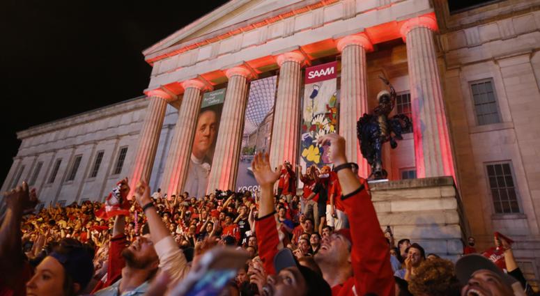 Capitals fans celebrate after Game 3 win capitals_caps_fan