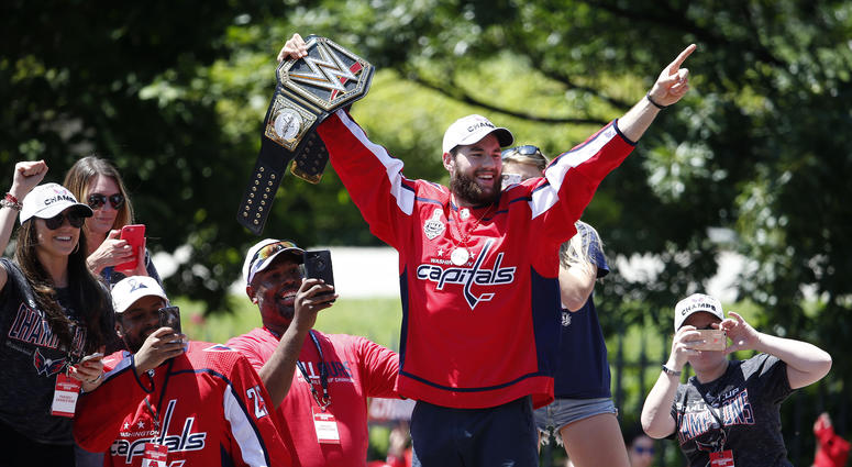 Tom Wilson at the Capitals Stanley Cup championship parade. Tom_Wilson_Parade