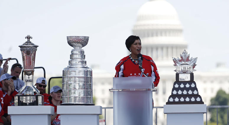 DC Mayor Muriel Bowser speaks at the Washington Capitals' Stanley Cup victory parade. Mayor_Muriel_Bowser