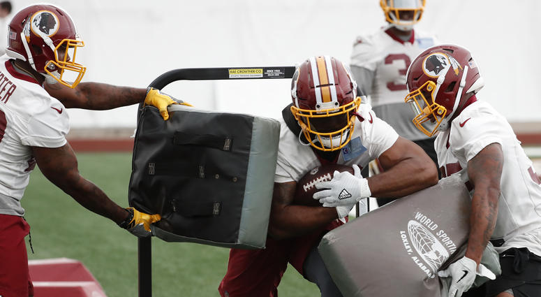 Washington Redskins running backs practice. redskins_running_backs