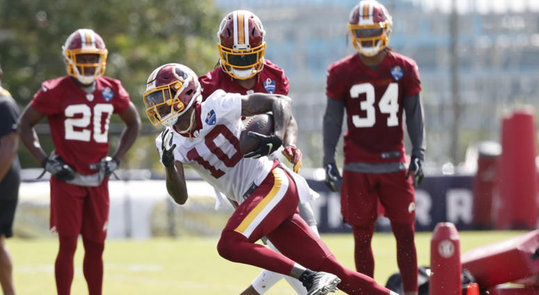 Paul Richardson breaks free during a drill at Redskins training camp Paul_Richardson_Redskins
