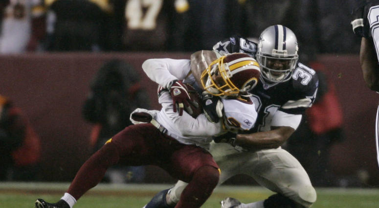 Santana Moss plays against the Cowboys. Santana_Moss_Redskins