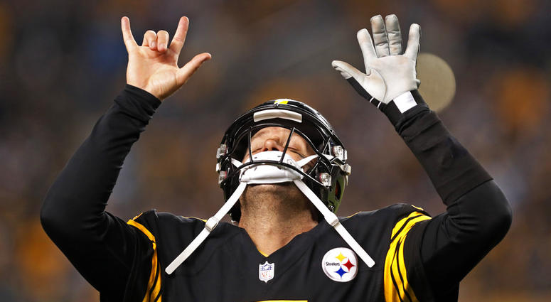 Pittsburgh Steelers quarterback Ben Roethlisberger (7) celebrates a touchdown pass to Antonio Brown during the first half of an NFL football game against the Carolina Panthers in Pittsburgh, Thursday, Nov. 8, 2018. (AP Photo/Keith Srakocic) Pittsburgh Steelers quarterback Ben Roethlisberger (7) celebrates a touchdown pass to Antonio Brown during the first half of an NFL football game against the Carolina Panthers in Pittsburgh, Thursday, Nov. 8, 2018.