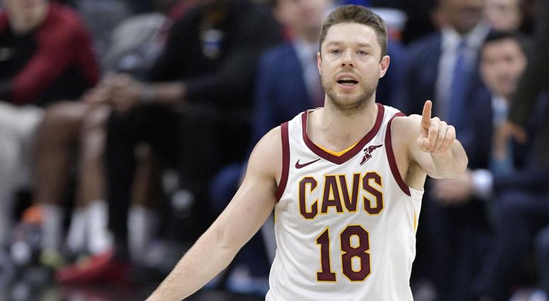 Dec 12, 2018; Cleveland, OH, USA; Cleveland Cavaliers guard Matthew Dellavedova (18) calls a play in the fourth quarter against the New York Knicks at Quicken Loans Arena. Mandatory Credit: David Richard-USA TODAY Sports Dec 12, 2018; Cleveland, OH, USA; Cleveland Cavaliers guard Matthew Dellavedova (18) calls a play in the fourth quarter against the New York Knicks at Quicken Loans Arena. Mandatory Credit: David Richard-USA TODAY Sports