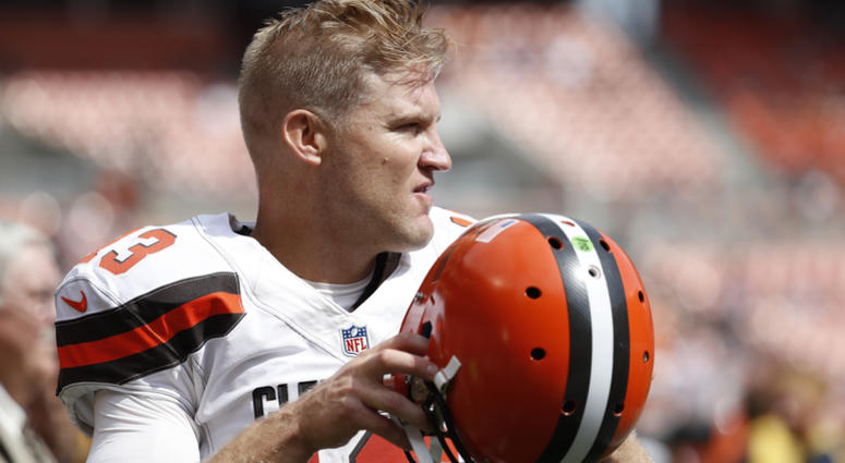 CLEVELAND, OH - SEPTEMBER 18: Josh McCown #13 of the Cleveland Browns looks on before the game against the Baltimore Ravens at Cleveland Browns Stadium on September 18, 2016 in Cleveland, Ohio