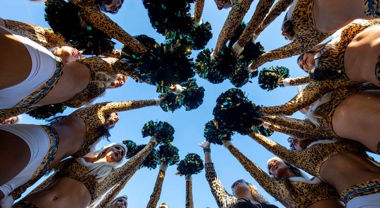Dec 16, 2018; Jacksonville, FL, USA; Jacksonville Jaguars cheerleaders make a final cheer in a huddle after the final home game of the season between the Jacksonville Jaguars and the Washington Redskins at TIAA Bank Field. Mandatory Credit: Douglas DeFeli Dec 16, 2018; Jacksonville, FL, USA; Jacksonville Jaguars cheerleaders make a final cheer in a huddle after the final home game of the season between the Jacksonville Jaguars and the Washington Redskins at TIAA Bank Field. Mandatory Credit: Douglas DeFeli