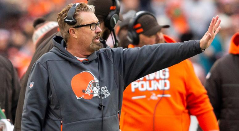 Cleveland Browns head coach Gregg Williams signals to the field during a timeout in the the second quarter against the Cincinnati Bengals at FirstEnergy Stadium.