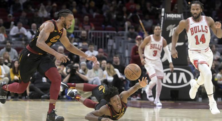 Jan 21, 2019; Cleveland, OH, USA; Cleveland Cavaliers guard Collin Sexton (2) taps the ball to forward Jaron Blossomgame (4) in the second quarter against the dChicago Bulls at Quicken Loans Arena. Mandatory Credit: David Richard-USA TODAY Sports Jan 21, 2019; Cleveland, OH, USA; Cleveland Cavaliers guard Collin Sexton (2) taps the ball to forward Jaron Blossomgame (4) in the second quarter against the dChicago Bulls at Quicken Loans Arena. Mandatory Credit: David Richard-USA TODAY Sports