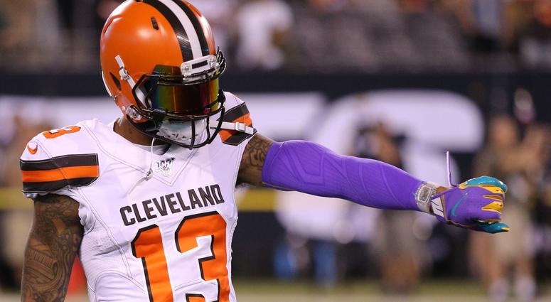 Sep 16, 2019; East Rutherford, NJ, USA; Cleveland Browns wide receiver Odell Beckham Jr. (13) looks at his watch during warmups before a game against the New York Jets at MetLife Stadium