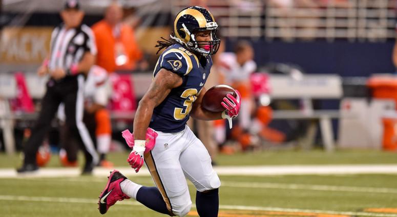 Oct 25, 2015; St. Louis, MO, USA; St. Louis Rams running back Todd Gurley (30) runs the ball against the Cleveland Browns during the second half at the Edward Jones Dome. Mandatory Credit: Jasen Vinlove-USA TODAY Sports Oct 25, 2015; St. Louis, MO, USA; St. Louis Rams running back Todd Gurley (30) runs the ball against the Cleveland Browns during the second half at the Edward Jones Dome. Mandatory Credit: Jasen Vinlove-USA TODAY Sports