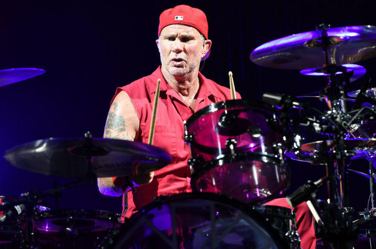 Chad Smith of Red Hot Chili Peppers performs at American Airlines Arena Chad Smith of Red Hot Chili Peppers performs at American Airlines Arena