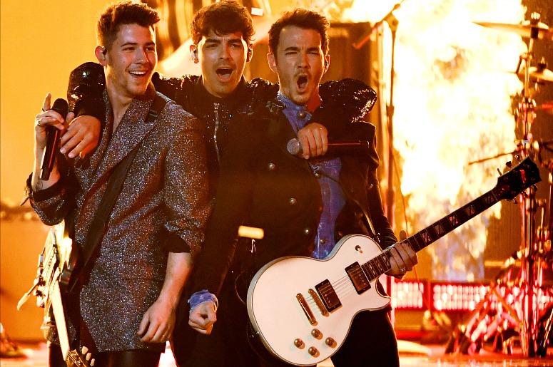 Jonas Brothers Jonas Brothers
