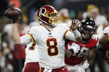 El quarterback de los Redskins de Washington, Case Keenum (8), se prepara para lanzar un pase contra los Falcons de Atlanta durante la primera mitad de un juego de pretemporada de la NFL, el jueves 22 de agosto de 2019, en Atlanta. El quarterback de los Redskins de Washington, Case Keenum (8), se prepara para lanzar un pase contra los Falcons de Atlanta durante la primera mitad de un juego de pretemporada de la NFL, el jueves 22 de agosto de 2019, en Atlanta.