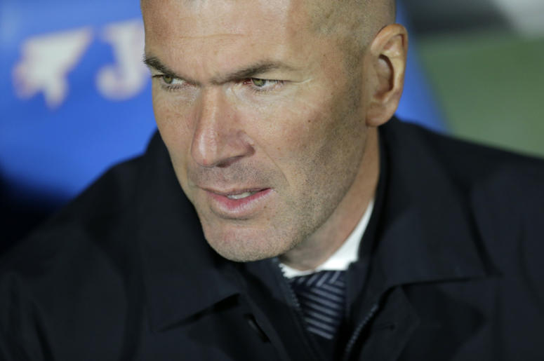 El técnico del Real Madrid, Zinedine Zidane, previo al partido de la Liga española contra el Getafe, el jueves 25 de abril de 2019, en Getafe, España. El técnico del Real Madrid, Zinedine Zidane, previo al partido de la Liga española contra el Getafe, el jueves 25 de abril de 2019, en Getafe, España.