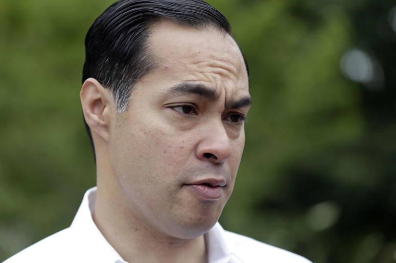 Julián Castro, nieto de una mexicana y el nico hispano aspirante a la presidencia de EEUU, fotografiado durante un acto en Durham, Carolina del Norte, el 23 de mayo del 2019. Julián Castro, nieto de una mexicana y el nico hispano aspirante a la presidencia de EEUU, fotografiado durante un acto en Durham, Carolina del Norte, el 23 de mayo del 2019.