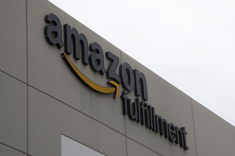 Fotografía del 17 de julio de 2019 de un centro de distribución de Amazon en Phoenix. Fotografía del 17 de julio de 2019 de un centro de distribución de Amazon en Phoenix.