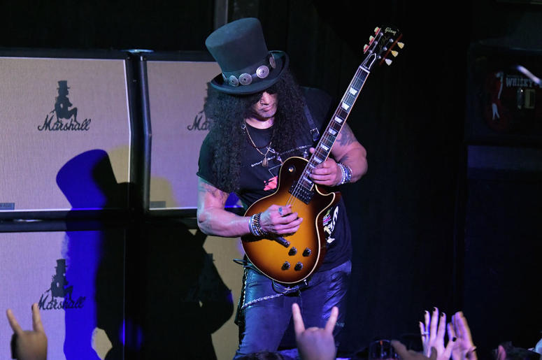 Slash Plays Whiskey a Go Go Slash Plays Whiskey a Go Go