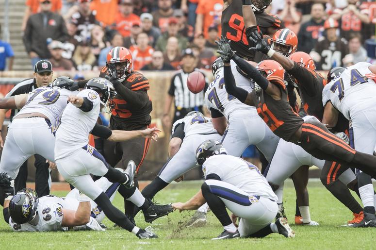 Cleveland Browns cornerback Denzel Ward (21) blocks the field goal attempt of Baltimore Ravens kicker Justin Tucker (9) during the second quarter at FirstEnergy Stadium. Cleveland Browns cornerback Denzel Ward (21) blocks the field goal attempt of Baltimore Ravens kicker Justin Tucker (9) during the second quarter at FirstEnergy Stadium.