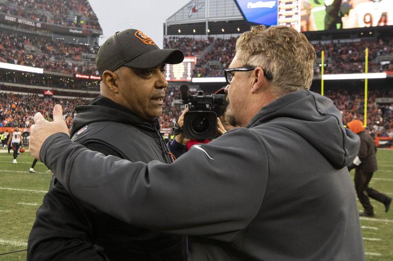 Cincinnati Bengals head coach Marvin Lewis (left) congratulates Cleveland Browns head coach Gregg Williams on the win after the game at FirstEnergy Stadium. Cincinnati Bengals head coach Marvin Lewis (left) congratulates Cleveland Browns head coach Gregg Williams on the win after the game at FirstEnergy Stadium.