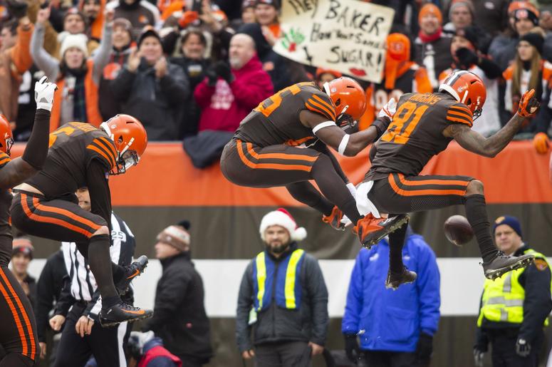 Cleveland Browns quarterback Baker Mayfield (6) and wide receiver Rashard Higgins (81) celebrate a touchdown by tight end David Njoku (85) during the second quarter against the Cincinnati Bengals at FirstEnergy Stadium. Cleveland Browns quarterback Baker Mayfield (6) and wide receiver Rashard Higgins (81) celebrate a touchdown by tight end David Njoku (85) during the second quarter against the Cincinnati Bengals at FirstEnergy Stadium.