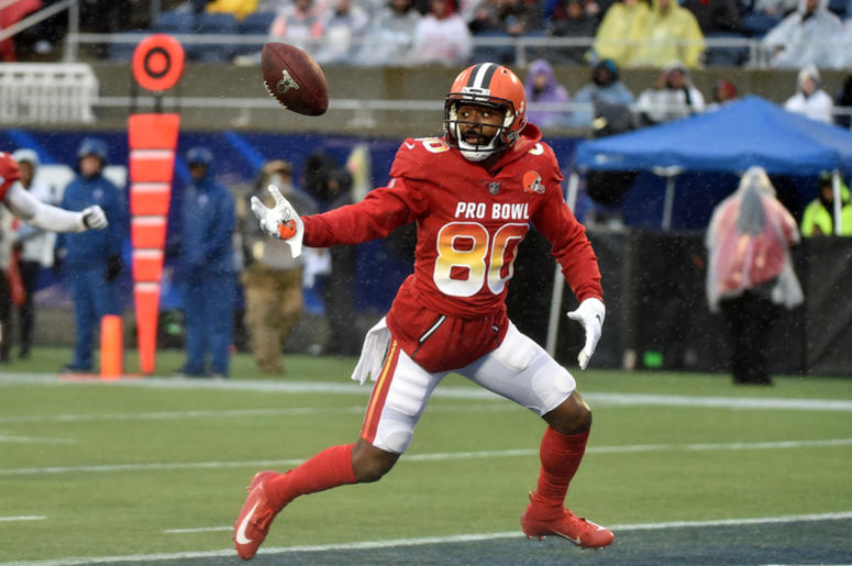 Jan 27, 2019; Orlando, FL, USA; AFC wide receiver Jarvis Landry of the Cleveland Browns (80) is unable to make a catch in the end zone against NFC in the NFL Pro Bowl football game at Camping World Stadium. Mandatory Credit: Steve Mitchell-USA TODAY Sport Jan 27, 2019; Orlando, FL, USA; AFC wide receiver Jarvis Landry of the Cleveland Browns (80) is unable to make a catch in the end zone against NFC in the NFL Pro Bowl football game at Camping World Stadium. Mandatory Credit: Steve Mitchell-USA TODAY Sport