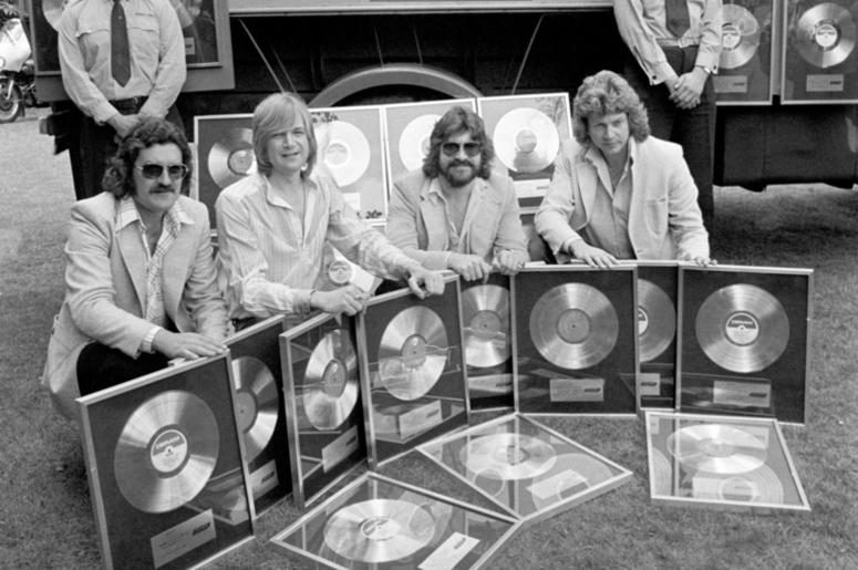 (from the left) Ray Thomas, Justin Hayward, Graeme Edge and John Lodge (from the left) Ray Thomas, Justin Hayward, Graeme Edge and John Lodge