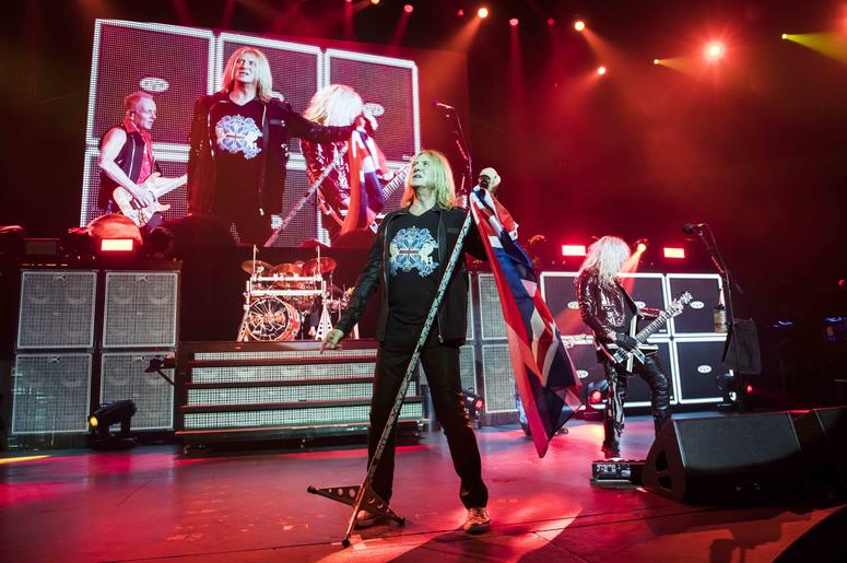 Def Leppard on stage Def Leppard on stage