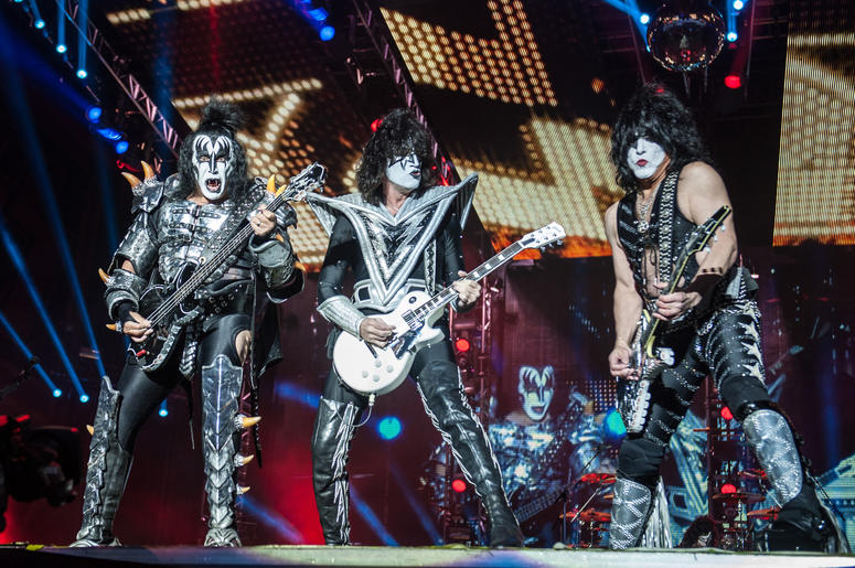 Gene Simmons, Tommy Thayer and Paul Stanley of Kiss Gene Simmons, Tommy Thayer and Paul Stanley of Kiss