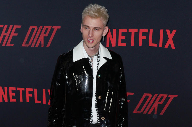 Machine Gun Kelly at Los Angeles Premiere Of Netflix's 'The Dirt' held at The ArcLight Hollywood - Cinerama Dome on March 18, 2019 in Hollywood, CA Machine Gun Kelly at Los Angeles Premiere Of Netflix's 'The Dirt' held at The ArcLight Hollywood - Cinerama Dome on March 18, 2019 in Hollywood, CA
