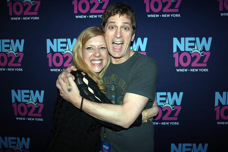 Rob Thomas Meets Fans at NEW 'Up Close & Personal'