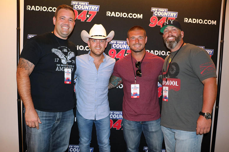 Justin Moore meets fans at NY's Country 94.7