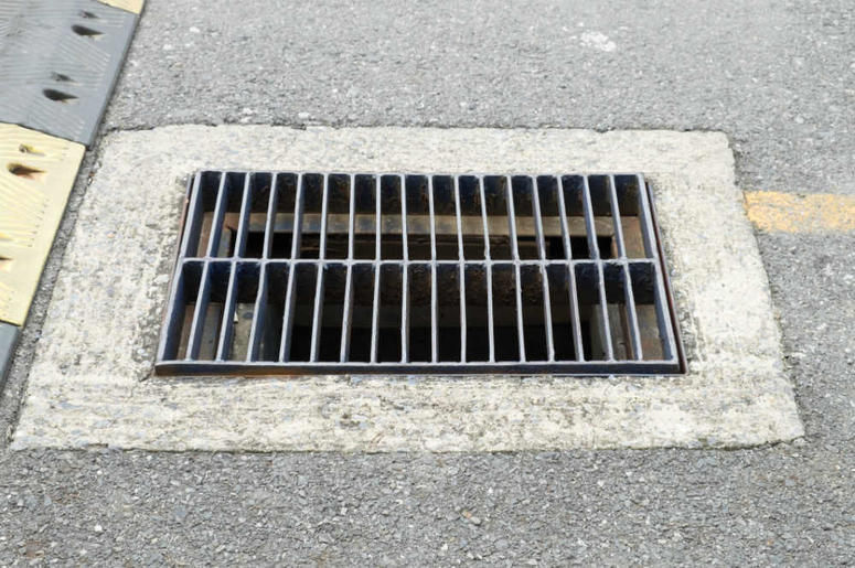 Sidewalk grate Sidewalk grate
