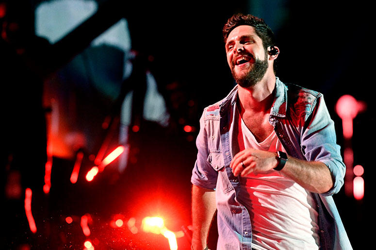Thomas Rhett Performance