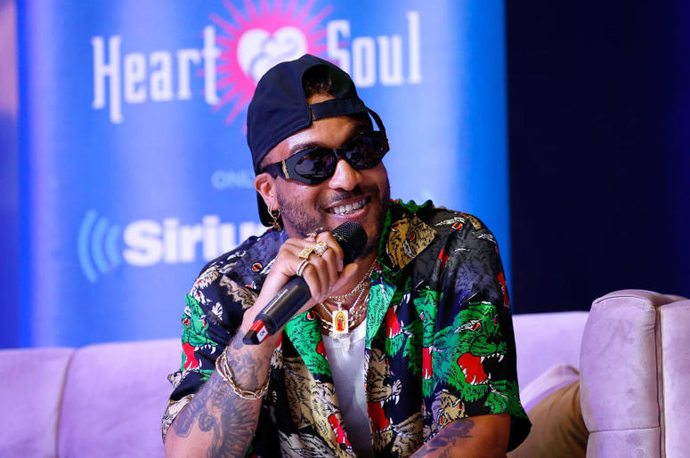Ro James